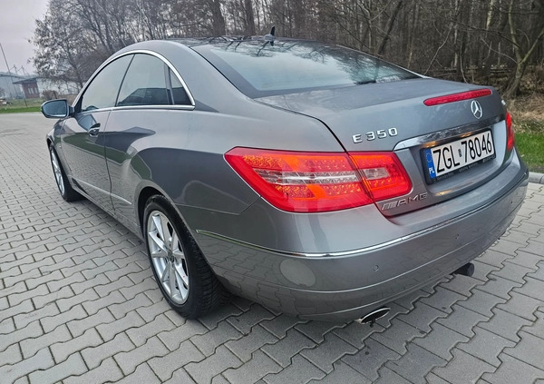 Mercedes-Benz Klasa E cena 44900 przebieg: 250000, rok produkcji 2009 z Międzyzdroje małe 137